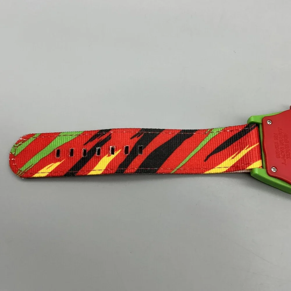 Neff Daily Mens Watch 41mm Red Green Dial Fabric Strap 5ATM WR New Battery